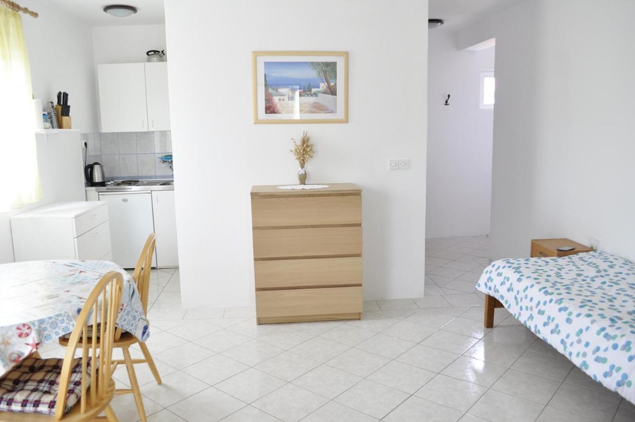 Apartment Vir 13686B 외부 사진